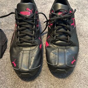 Puma Black Sneakers with Vibrant Pink Highlights